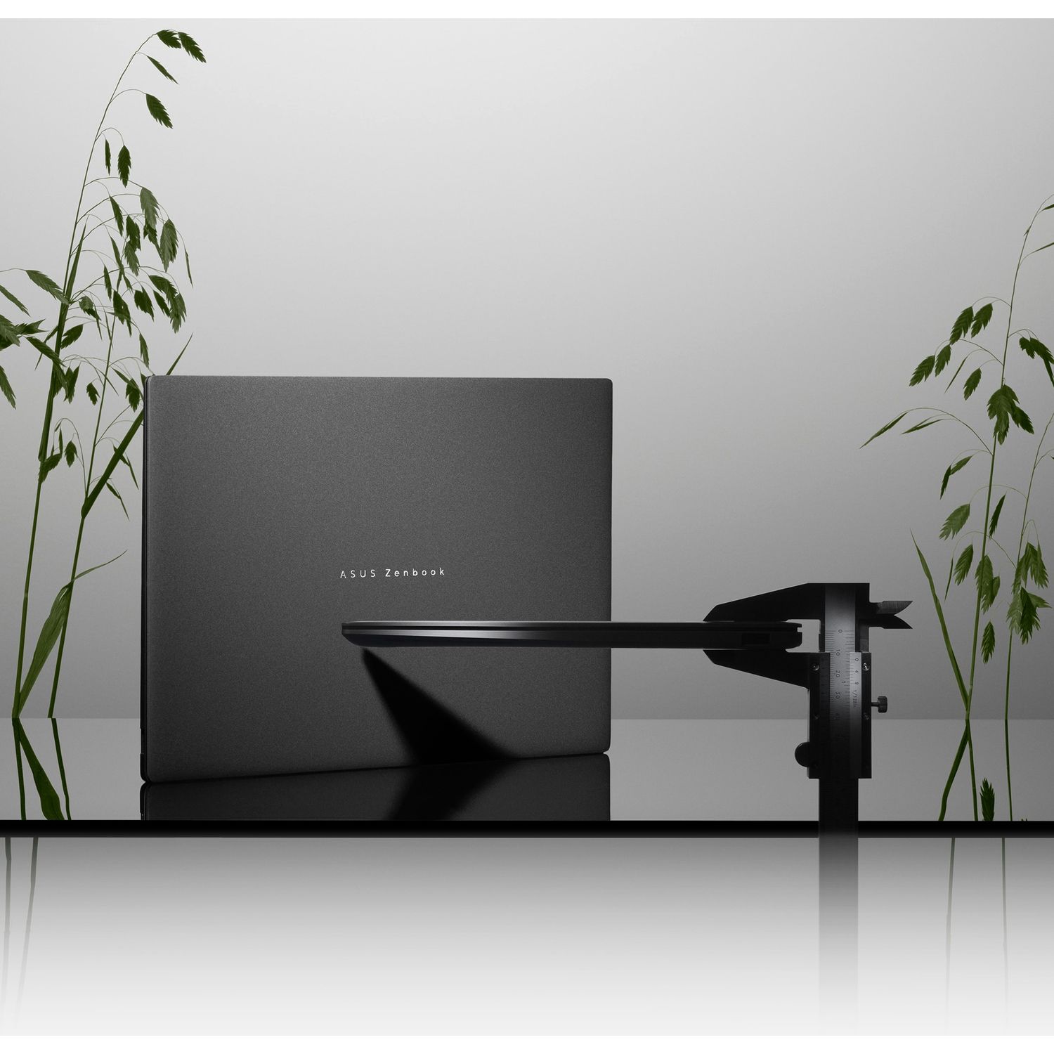 Ноутбук ASUS UM5606GA-SS179W (90NB17H5-M00CL0)