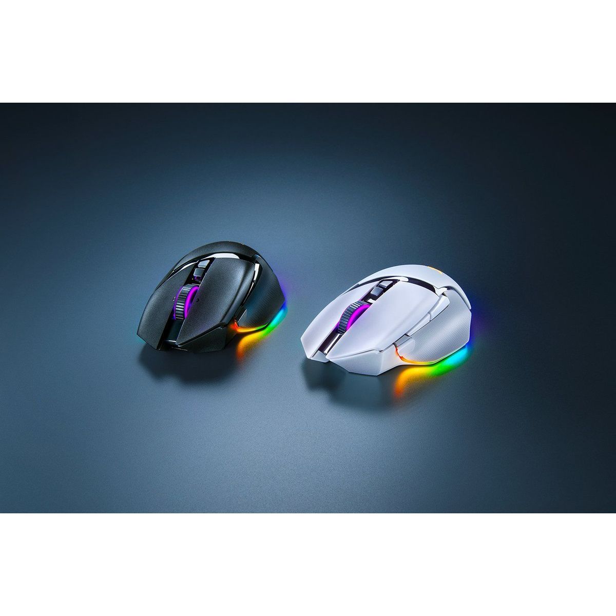 Игровая мышь Razer Basilisk V3 Pro 35K - White gaming mouse Razer Basilisk V3 Pro 35K - White gaming mouse RZ01-05240200-R3G1